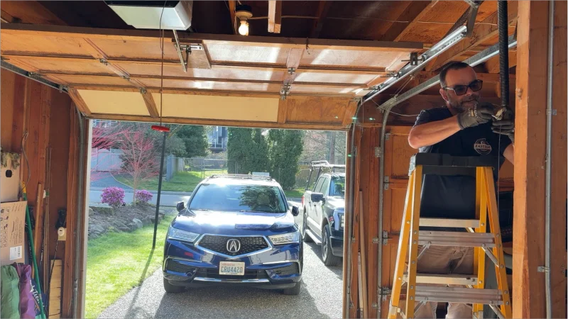 Garage door technician Issaquah WA