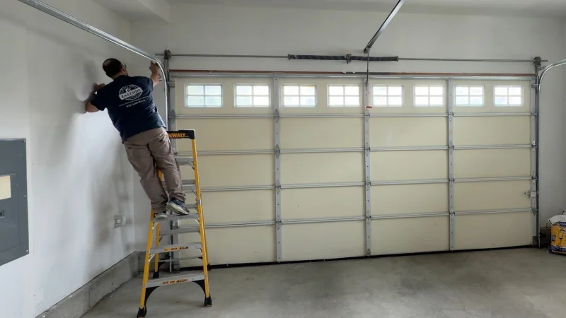 Door installation technician Bothell WA
