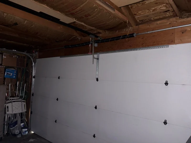 Garage door repair near Yarrow Point WA
