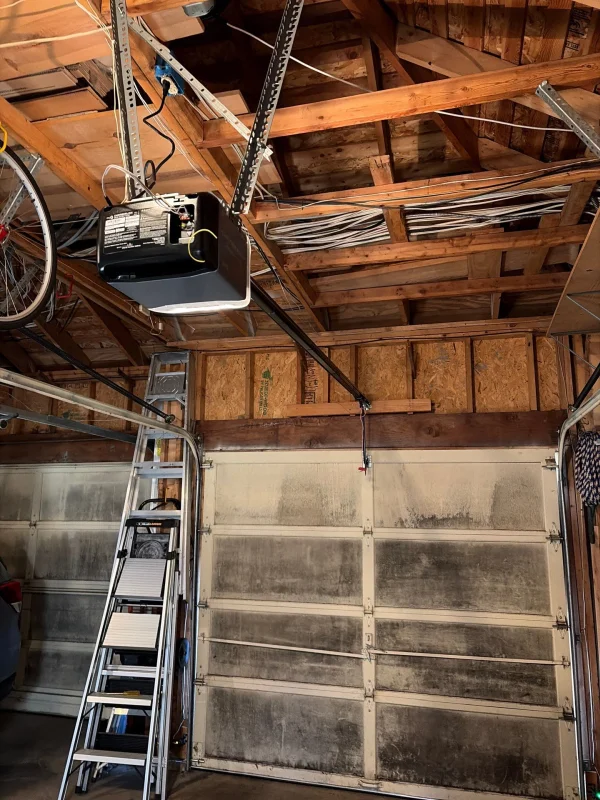 Garage door repair Kent WA
