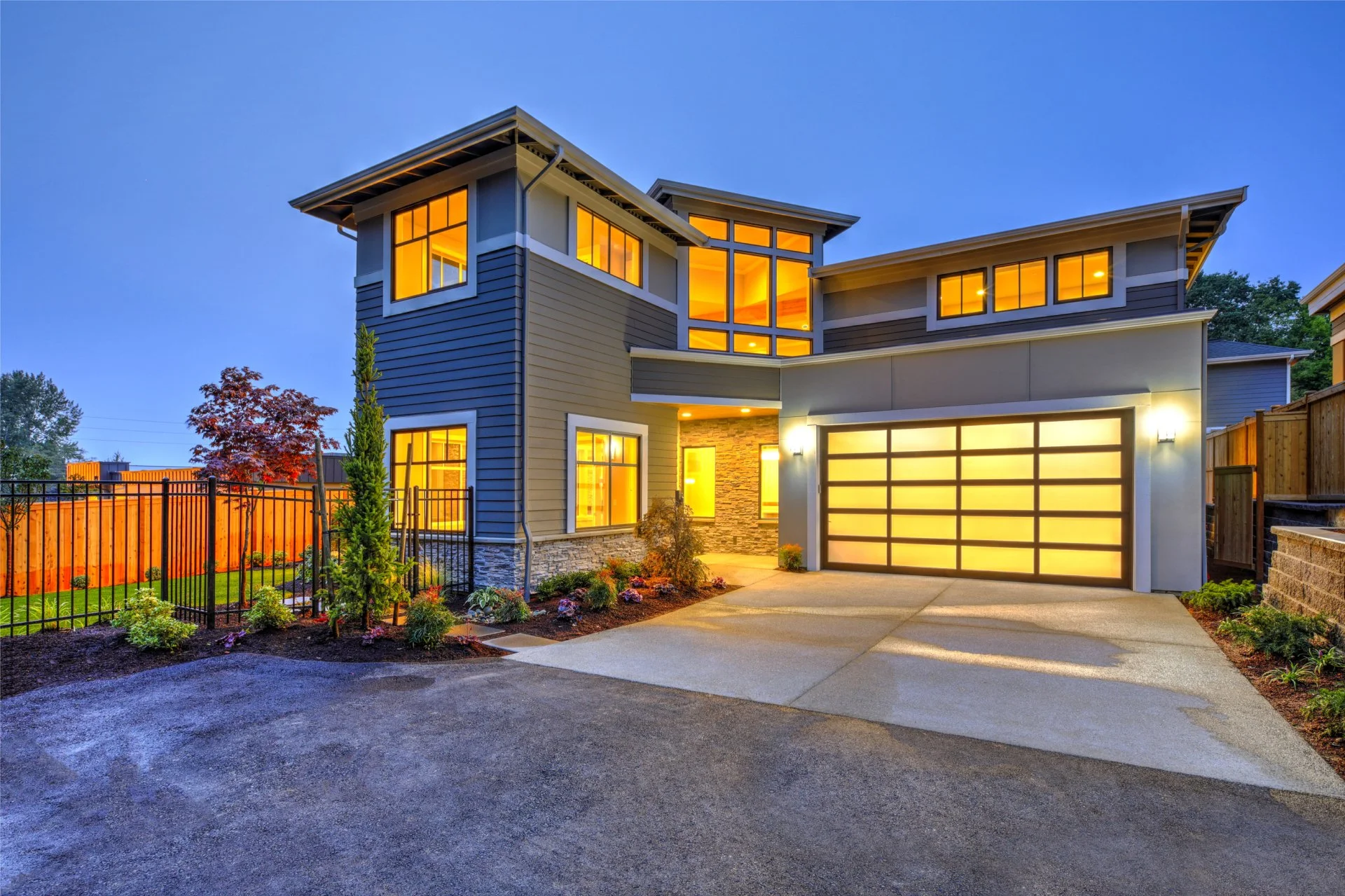 Garage door repair Renton and Eastside WA