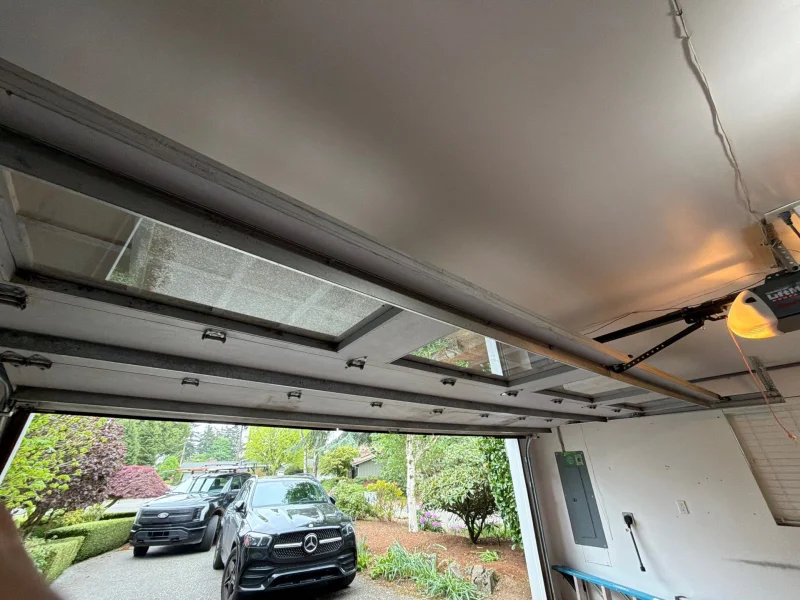 Garage door problem Mercer Island WA